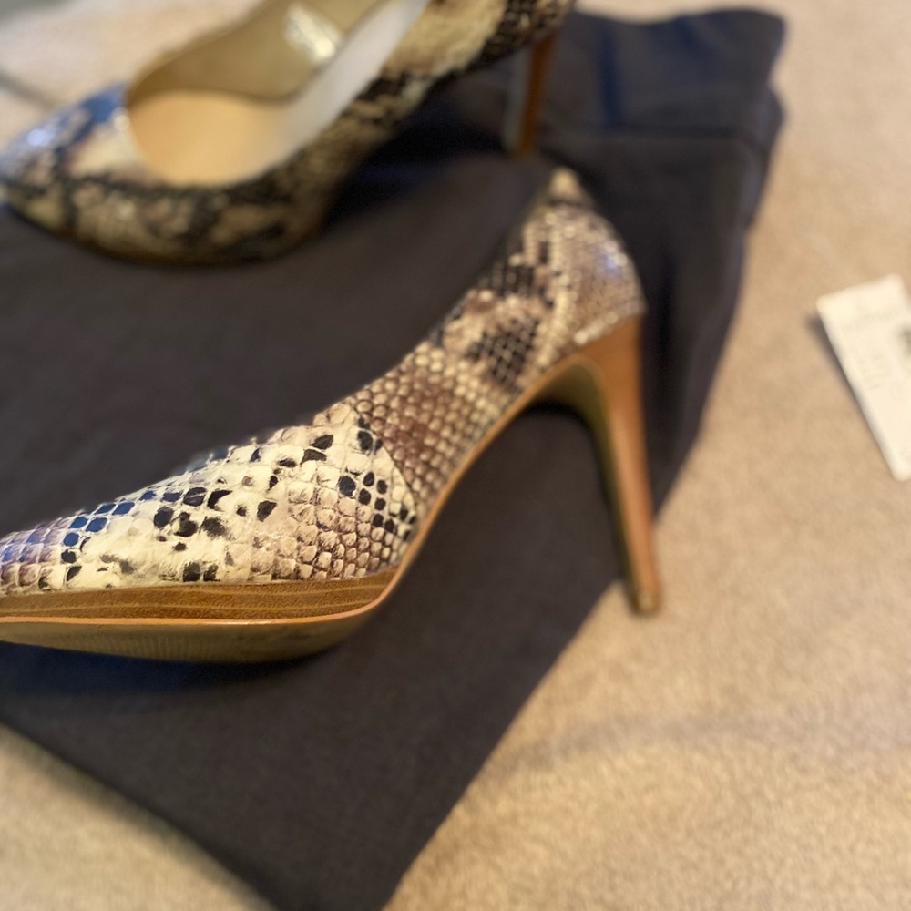 Snake Print 👠 - Picture 4 of 7